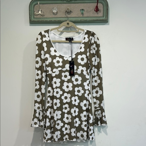 dELiA*s Dresses & Skirts - Delia’s retro 70s Floral power Olive White Women's mod mesh mini dress medium